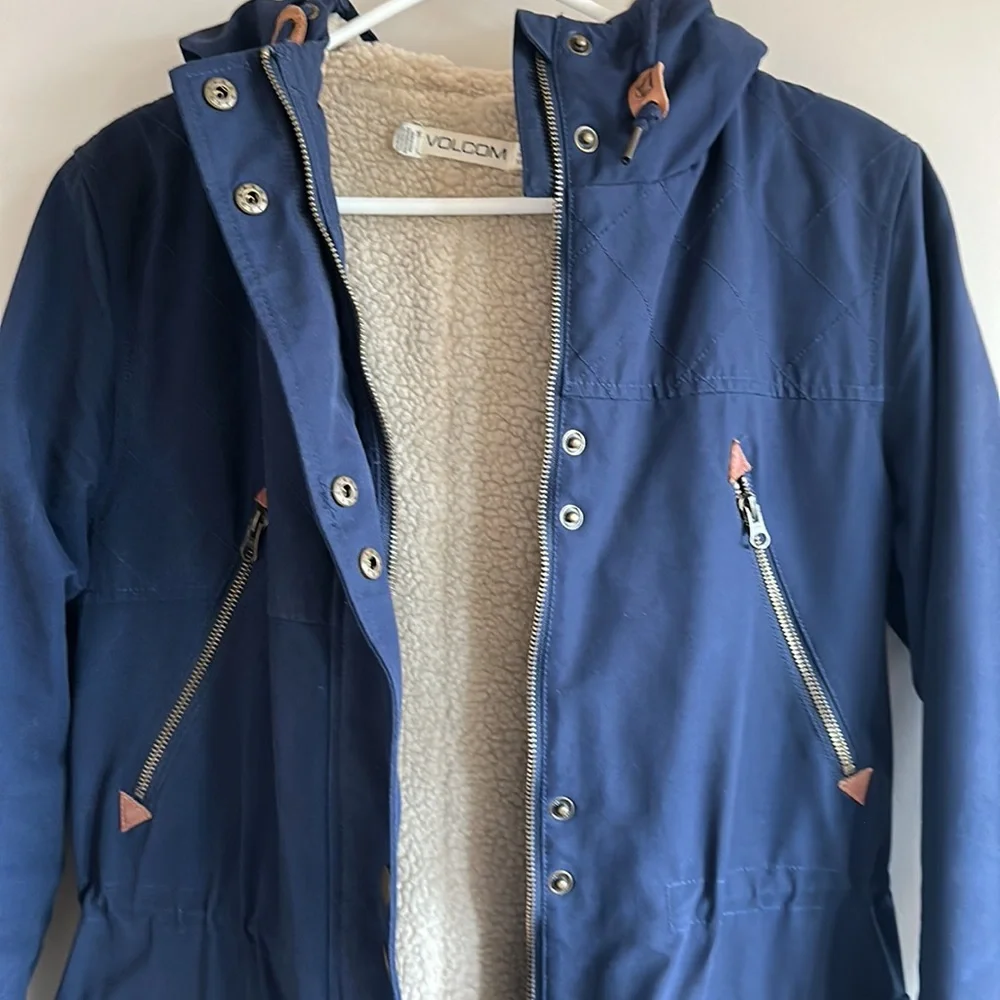 Volcom coat, size small - Picture 4 of 4